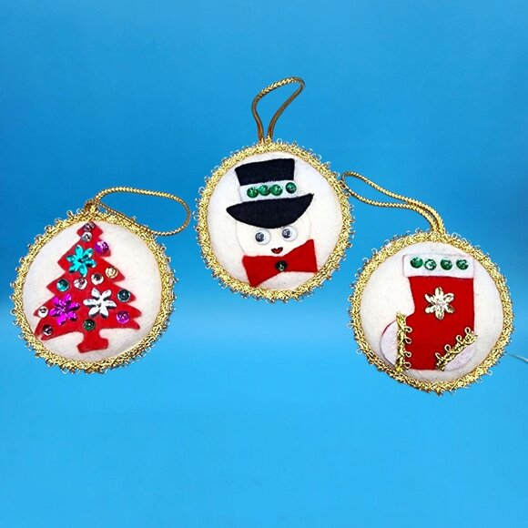 Vintage Felt Christmas Ornaments Set • Snowman w/ Googly Eyes • Beaded Tree • Se - Picture 7 of 10